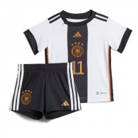 Tyskland Mario Gotze #11 Hjemme Trøje Børn VM 2022 Kortærmet (+ Korte bukser)